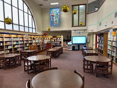 James Bowie Elementary School Library in Dallas 2