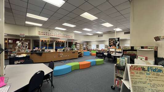 Carter Academy Library in Houston 3