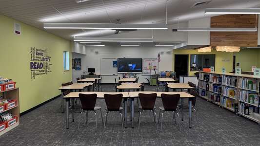 Peter Kirk Elementary School Library in Kirkland