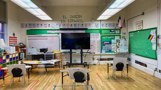 Ridgetop Elementary School Classroom Standard in Austin