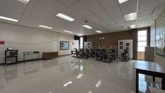 J.D. Meisler Middle School Classroom Standard in Metairie 2