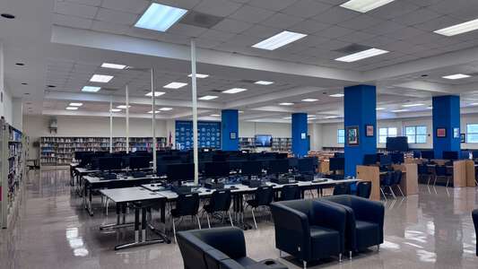 Miami Lakes Center & Tech College Library in Miami Lakes