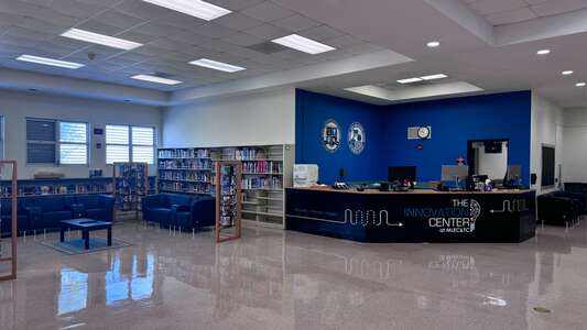 Miami Lakes Center & Tech College Library in Miami Lakes