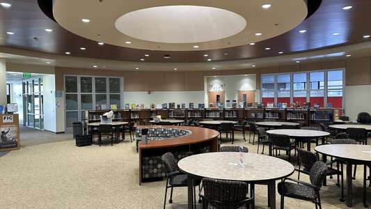 Portola Springs Elementary School Library in Irvine