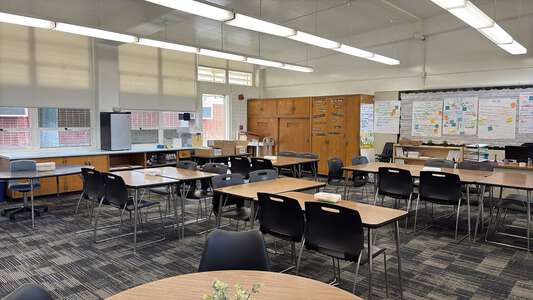 Los Altos Elementary School Classroom Standard in Whittier 3