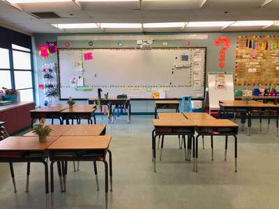 Hollywood Hills Elementary School Classroom Standard in Hollywood