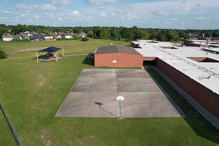 Caraway Elementary School Outdoor Basketball Court 1 in Houston