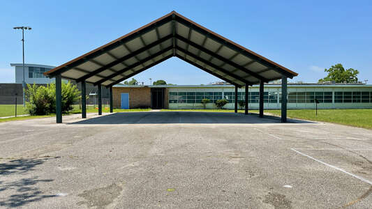 Port Houston Elementary Outdoor Basketball Courts in Houston