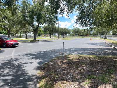James M. Marlowe Elementary School Parking Lot - Main in New Port Richey 3