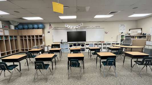 Henry David Thoreau Elementary School Classroom Standard in Kirkland
