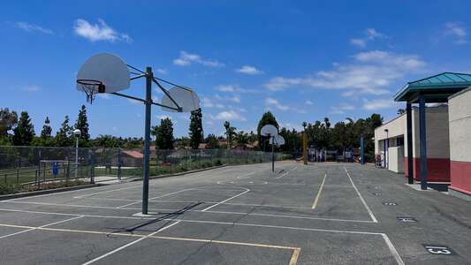 Hidden Hills Elementary School Outdoor Basketball Courts in Laguna Niguel