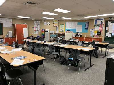 Creekside Elementary School Classroom Standard in Stockton 2