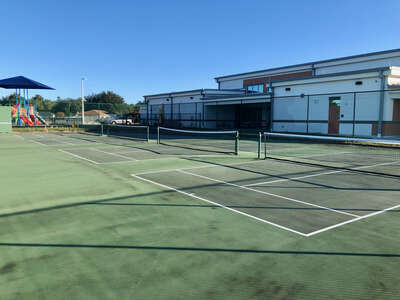 Westside Elementary School Tennis Courts in Daytona Beach
