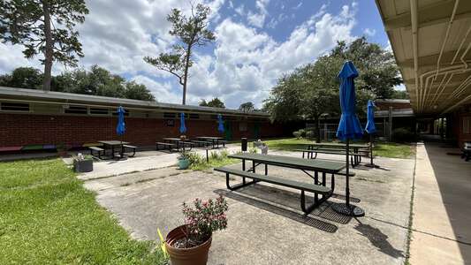 John N.C. Stockton Elementary School Courtyard 3 (3 hr min) in Jacksonville 2