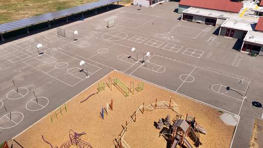Sinnott Elementary School Outdoor Basketball Courts in Milpitas 2