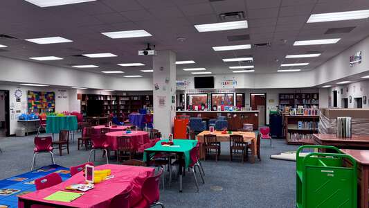 Cypresswood Elementary School Library in Humble 3
