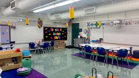 Crestview Elementary School Classroom Standard in Simi Valley