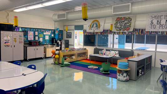 Crestview Elementary School Classroom Standard in Simi Valley
