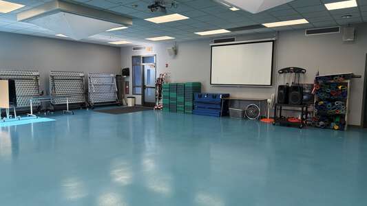 South Lake Middle School Fitness Center in Irvine