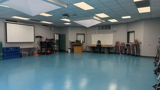 South Lake Middle School Fitness Center in Irvine