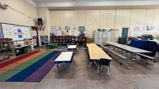 Loma Portal Elementary Cafeteria in San Diego