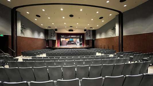 Hood River Bowe Theater - Lecture