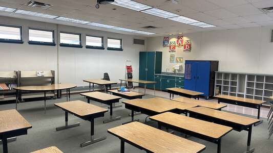 Jack London Elementary School Classroom Standard in Antioch