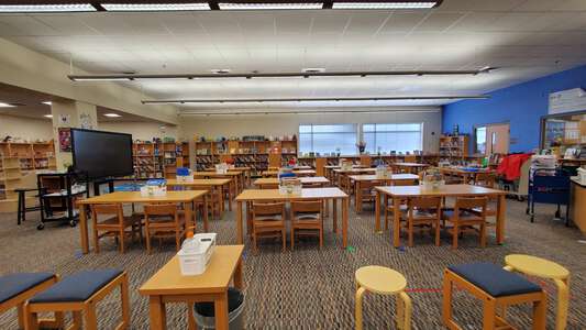 Cedar Bluff Elementary School Library in Knoxville