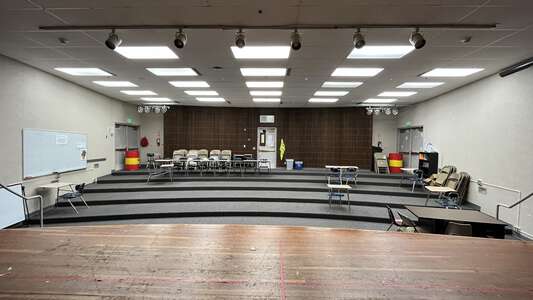 Kilo Middle School Theater - Little in Auburn
