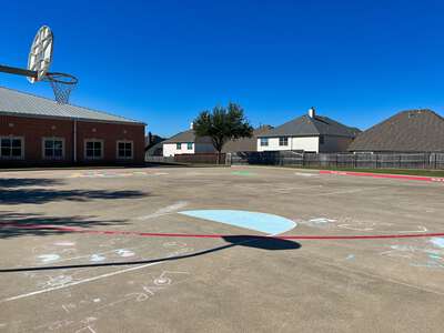 Freedom Elementary School Outdoor Basketball Courts (Halfcourt) in Fort Worth