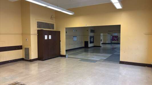 Herzl - Theodore Herzl School of Excellence Cafeteria in Chicago 3