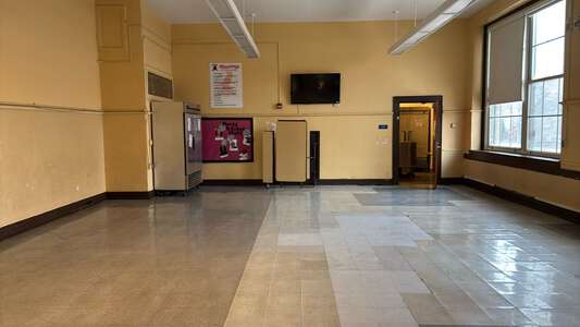 Herzl - Theodore Herzl School of Excellence Cafeteria in Chicago 4