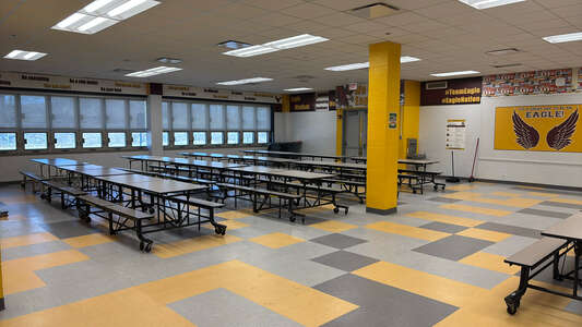 Earle - Charles W Earle Elementary School Cafeteria in Chicago 4