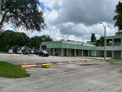 Oliver Hoover Elementary School Parking Lot in Miami