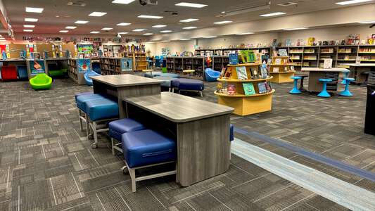 Lilburn Middle School Room 2.132 - Media Center in Lilburn 2