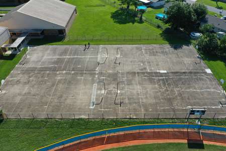 Parkway Middle School Outdoor Basketball Courts in Kissimmee