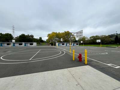 Wardlaw Elementary School Outdoor Basketball Courts in Vallejo
