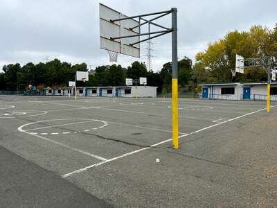 Wardlaw Elementary School Outdoor Basketball Courts in Vallejo