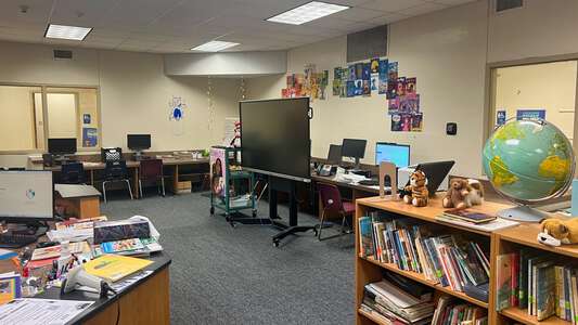 LaBelle Aire Elementary School Library in Baton Rouge