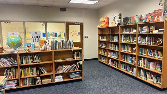 LaBelle Aire Elementary School Library in Baton Rouge