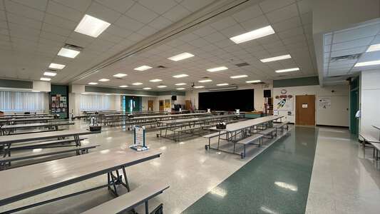 Valleyview Elementary School Cafeteria in Lakeland 4
