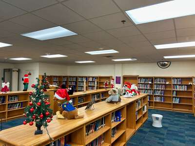 Riverside Middle School Library in Fort Worth