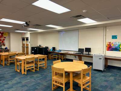 Riverside Middle School Library in Fort Worth