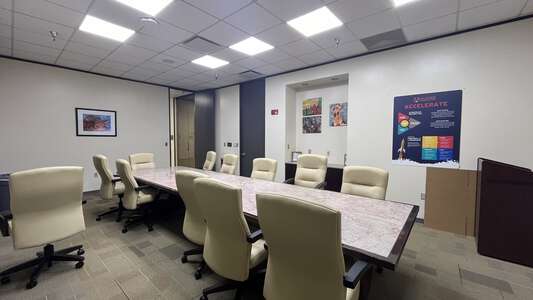 Dr. Wanda Bamberg Professional Center Conference Room in Houston