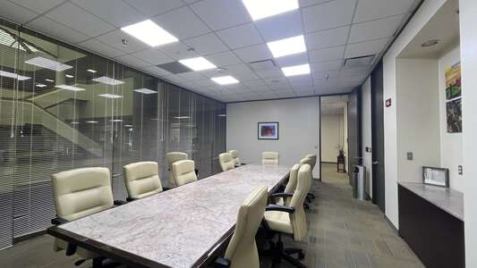 Dr. Wanda Bamberg Professional Center Conference Room in Houston