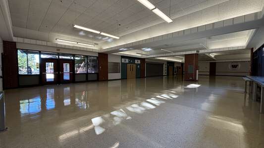 Willamette High School Cafeteria in Eugene 3