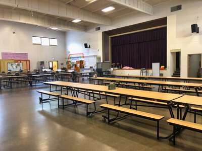 Sitton K-5 School Cafeteria in Portland