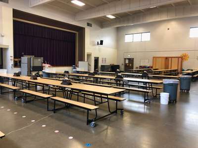 Sitton K-5 School Cafeteria in Portland