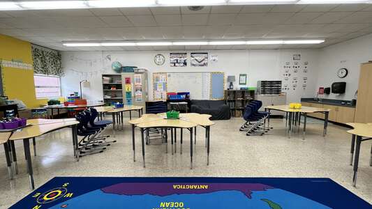 Fairfield Elementary School Classroom Standard in Virginia Beach
