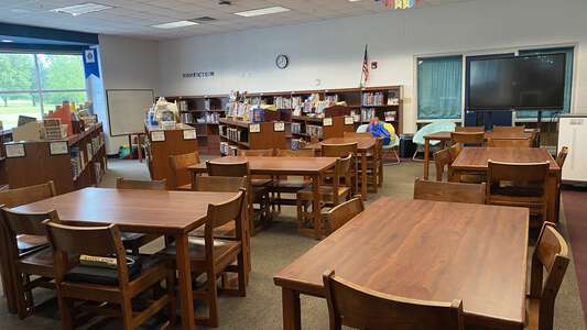 Rockfield Elementary School Library in Bowling Green